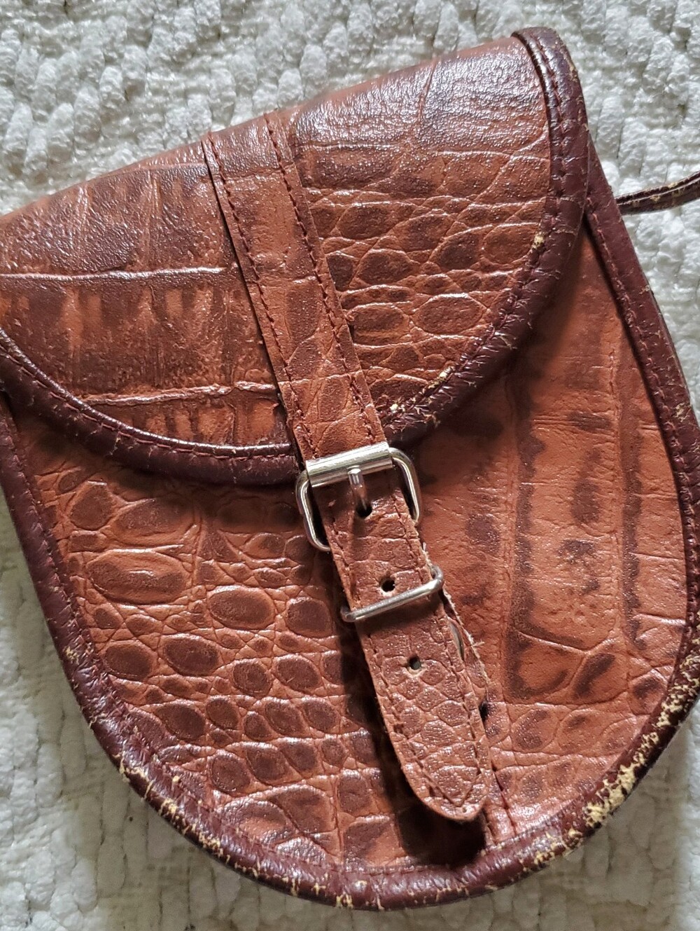 Vintage Small Brown Leather Crossbody Purse Croc Texture
